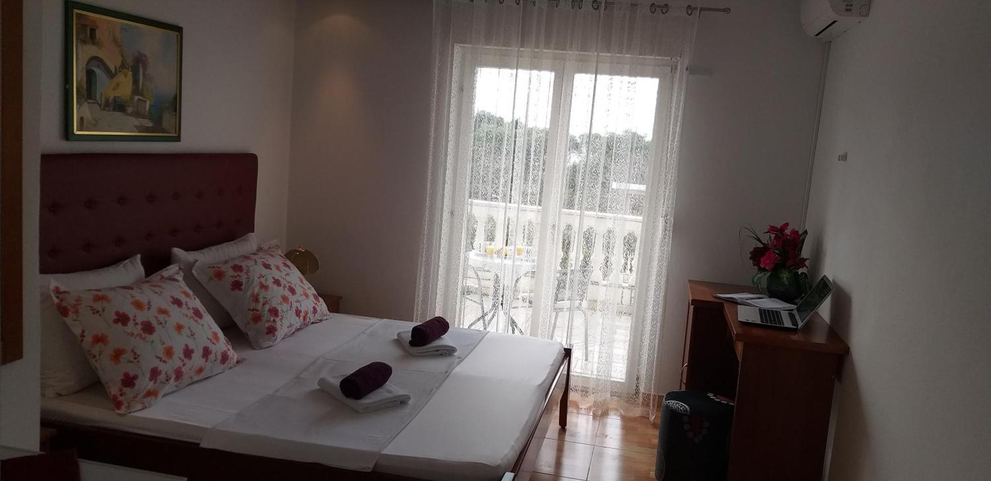 Pansion Ivana Baška Voda Dış mekan fotoğraf